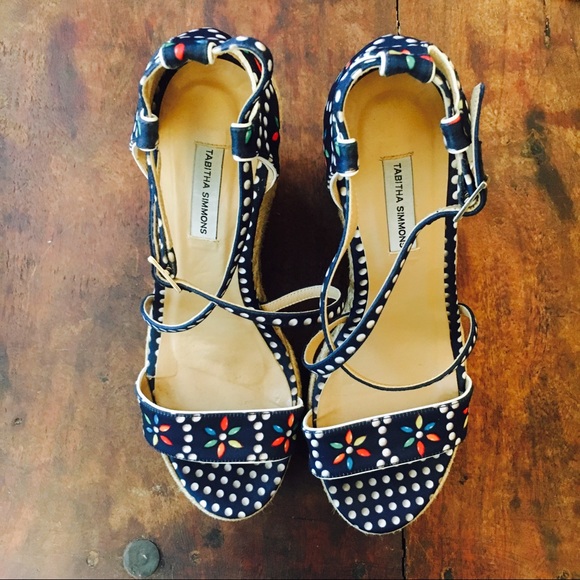 Last price! Tabitha Simmons Floral Espadrille - Picture 3 of 5